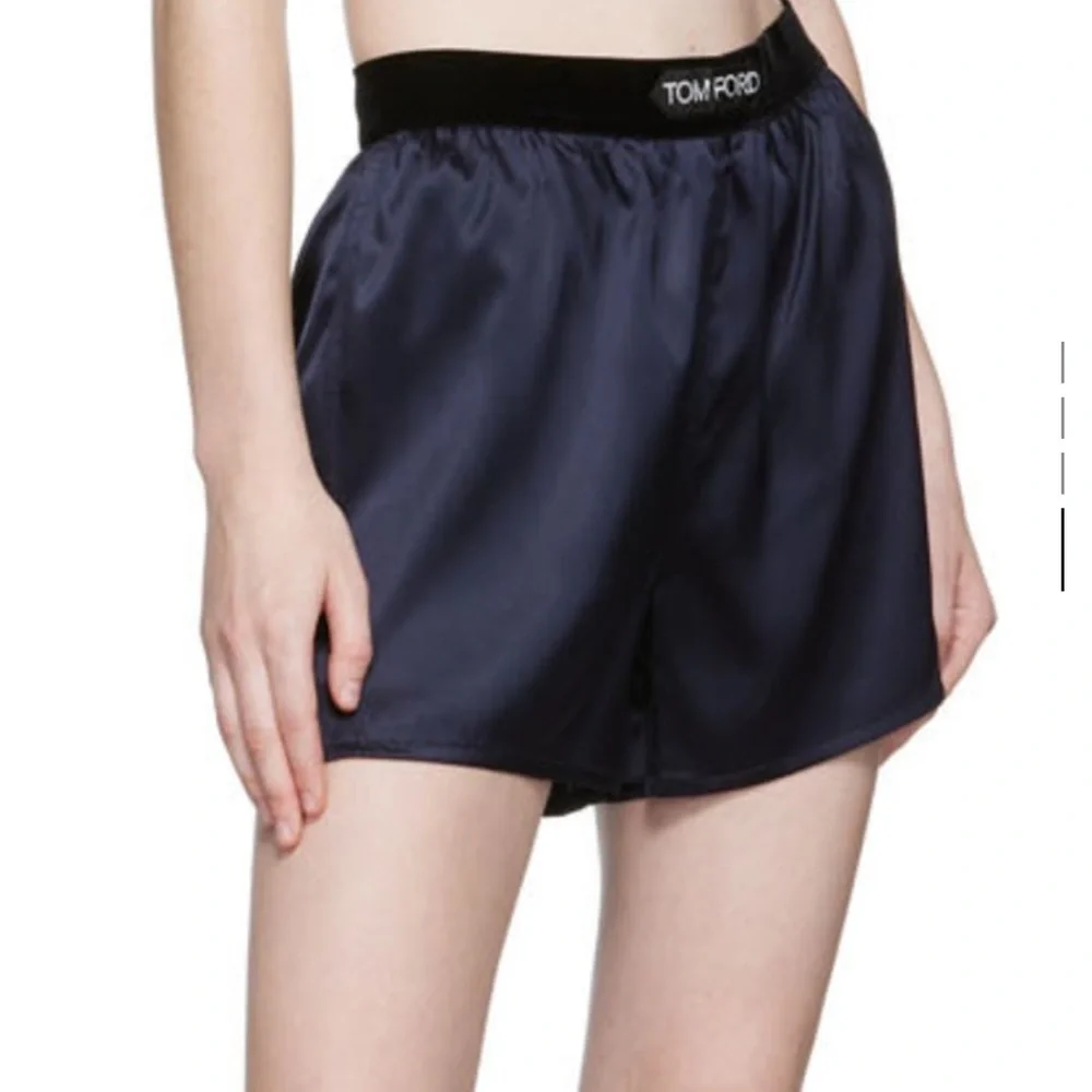 Tom Ford silk shorts. - Picture 2 of 8